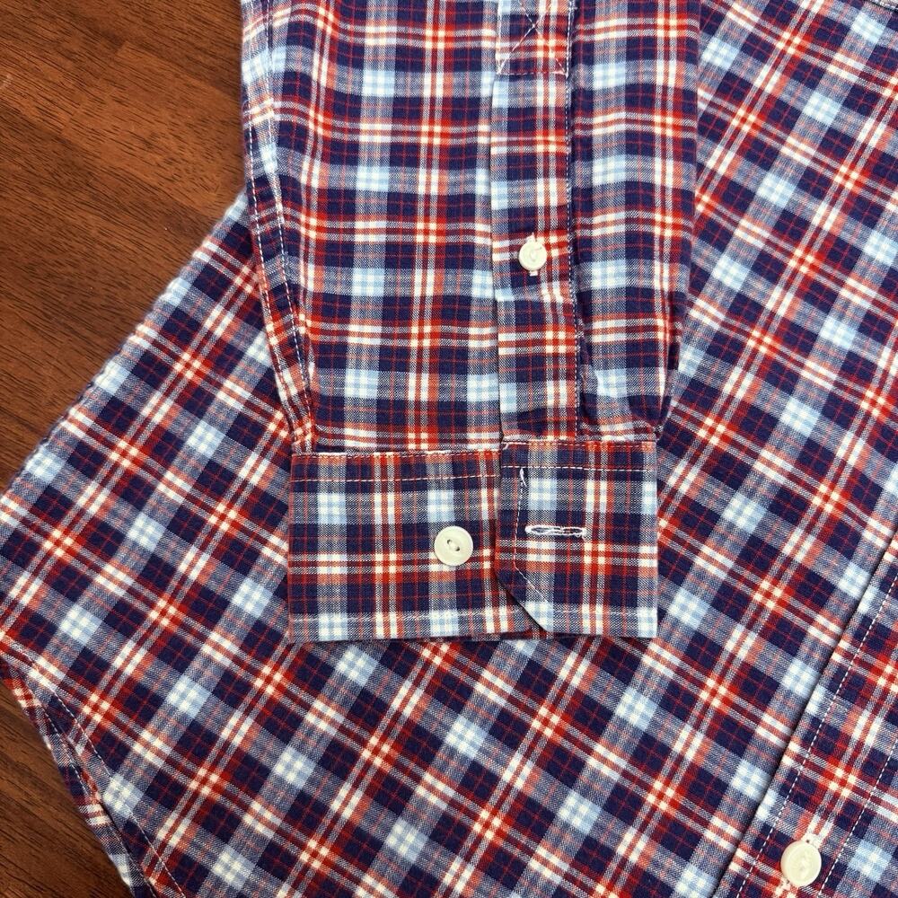 LL Bean Plaid Long Sleeve Button Up Shirt Men's Medium Slightly Fitted Red Blue - Picture 2 of 9
